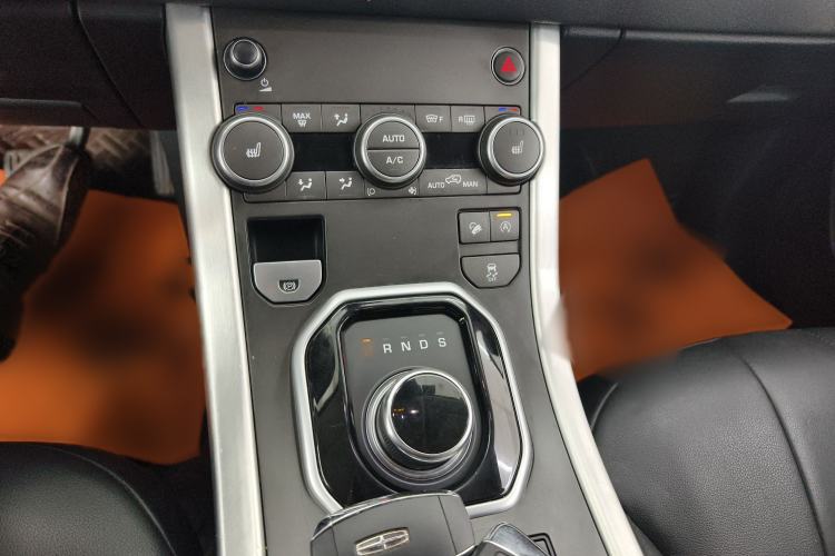Used Land Rover Range Evoque 2017 2.0T SE Smart Glow Edition Gear Lever