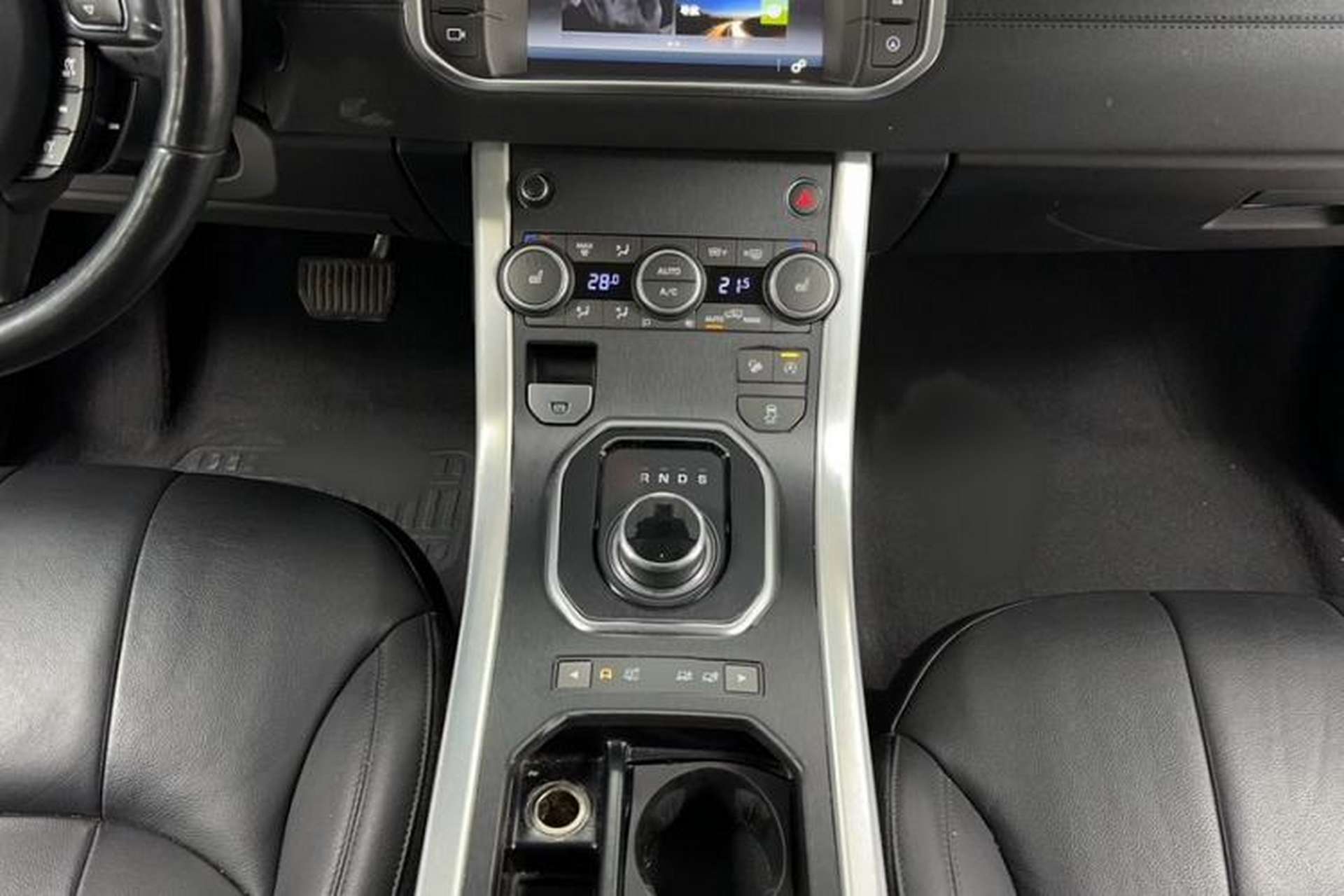 Used Land Rover Range Evoque 2017 2.0T SE Smart Glow Edition Gear Lever