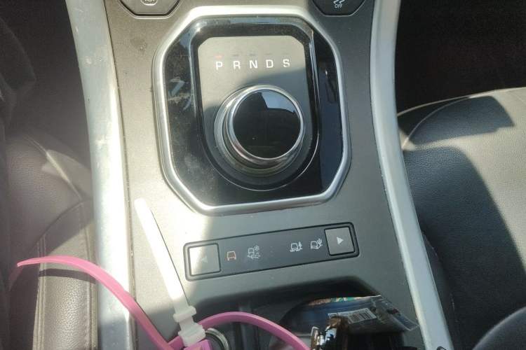 Used Land Rover Range Evoque 2017 2.0T British-Style Prestige Edition Gear Lever