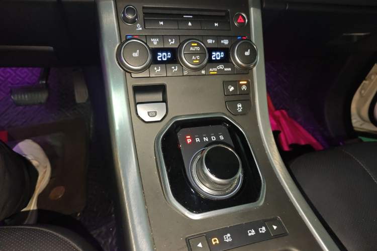 Used Land Rover Range Evoque 2017 2.0T SE PLUS Smart Enjoyment Edition Gear Lever