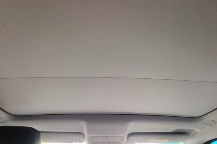 Used Land Rover Range Evoque 2017 2.0T PURE Style Edition Headliner