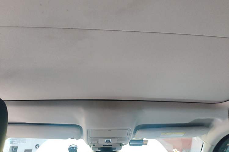 Used Land Rover Range Evoque 2017 2.0T SE Smart Glow Edition Headliner