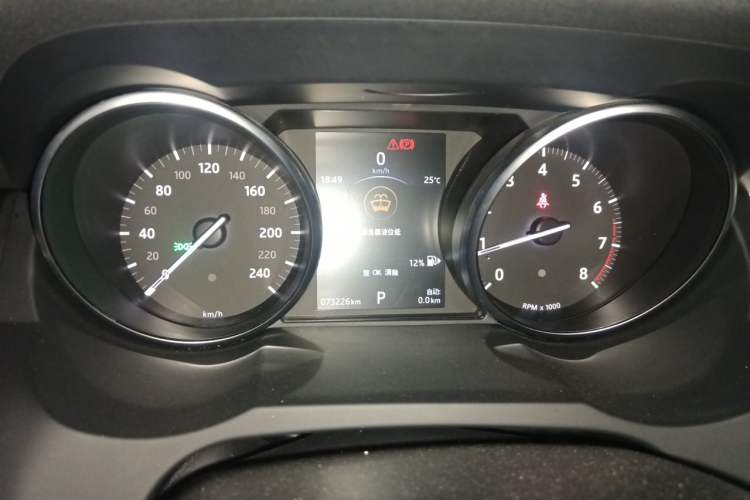 Used Land Rover Range Evoque 2017 2.0T British-Style Prestige Edition Instrument Cluster