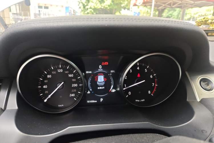 Used Land Rover Range Evoque 2017 2.0T PURE Style Edition Instrument Cluster