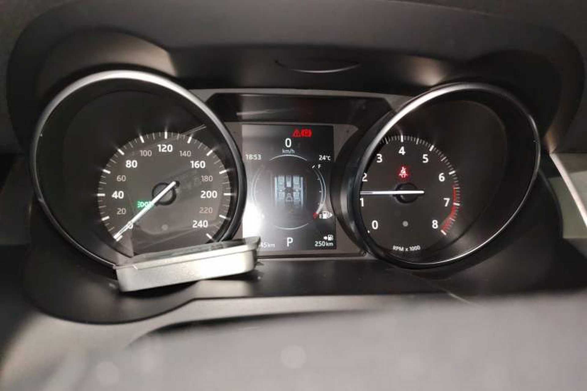 Used Land Rover Range Evoque 2017 2.0T PURE Style Edition Instrument Cluster