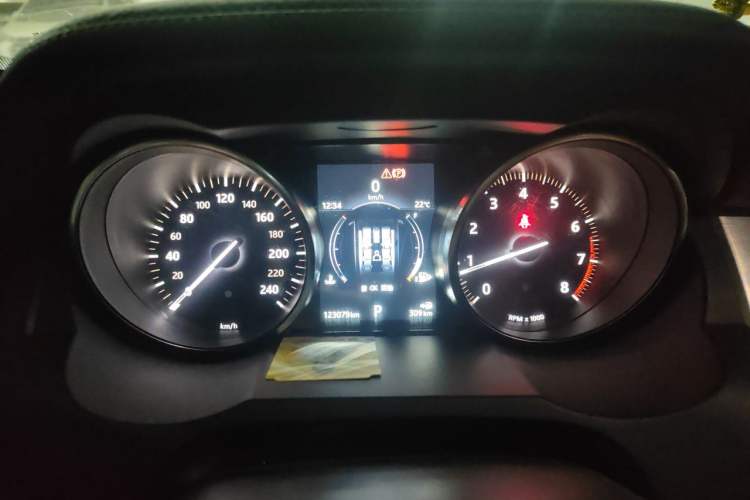Used Land Rover Range Evoque 2017 2.0T SE Smart Glow Edition Instrument Cluster