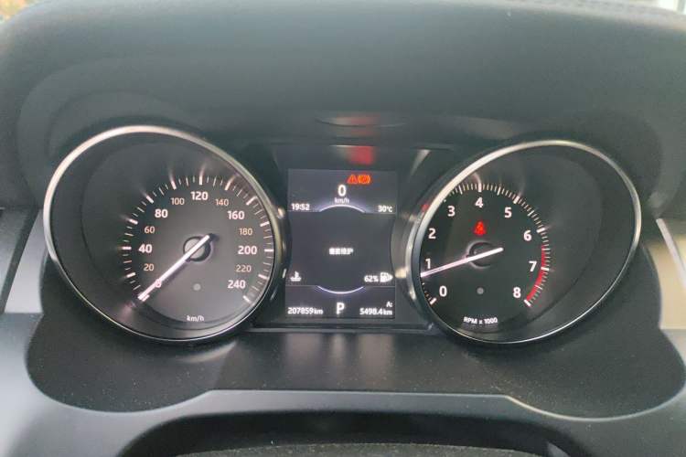Used Land Rover Range Evoque 2017 2.0T SE Smart Glow Edition Instrument Cluster