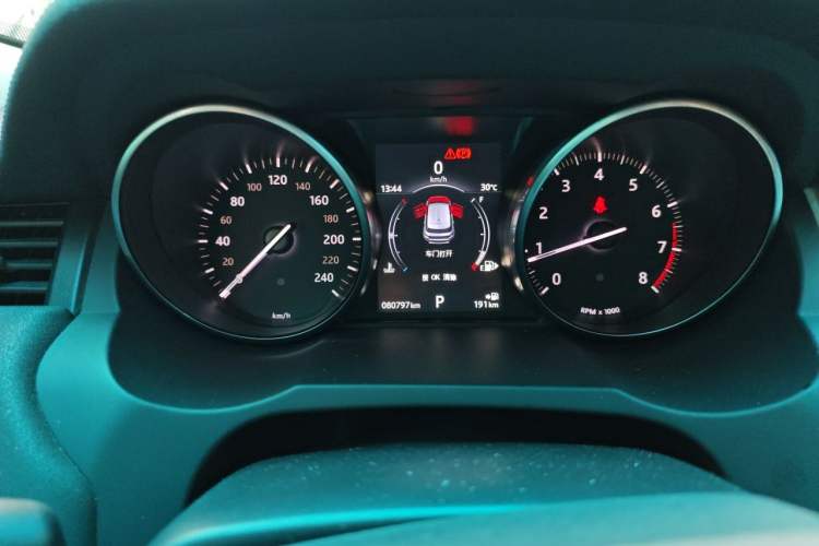 Used Land Rover Range Evoque 2017 2.0T SE PLUS Smart Enjoyment Edition Instrument Cluster