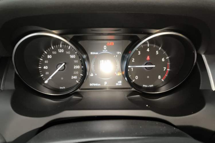 Used Land Rover Range Evoque 2017 2.0T SE Smart Glow Edition Instrument Cluster