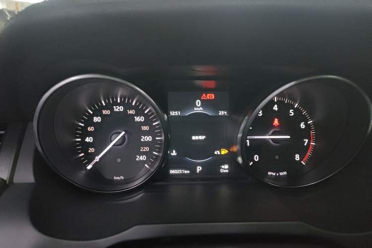 Used Land Rover Range Evoque 2017 2.0T British-Style Prestige Edition Instrument Cluster