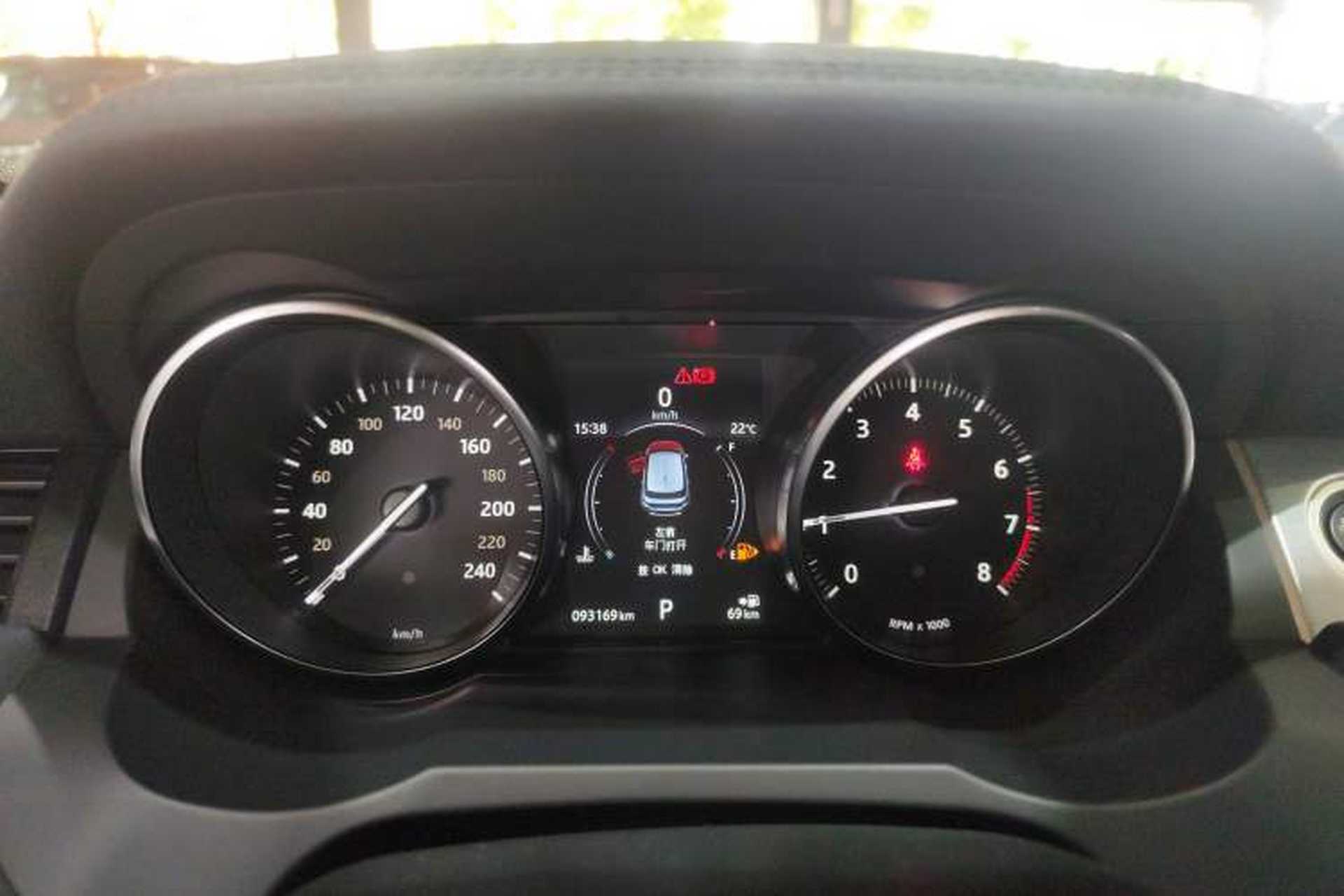 Used Land Rover Range Evoque 2017 2.0T SE Smart Glow Edition Instrument Cluster