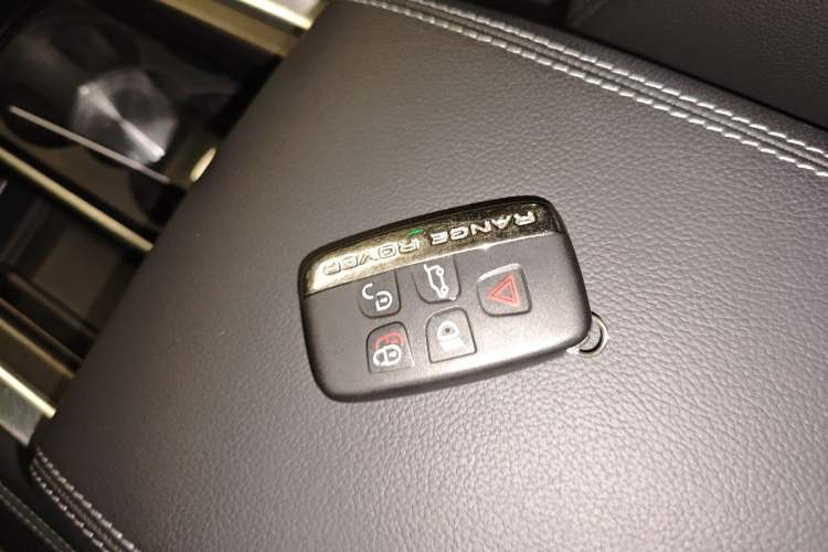 Used Land Rover Range Evoque 2017 2.0T SE PLUS Smart Enjoyment Edition Interior 1