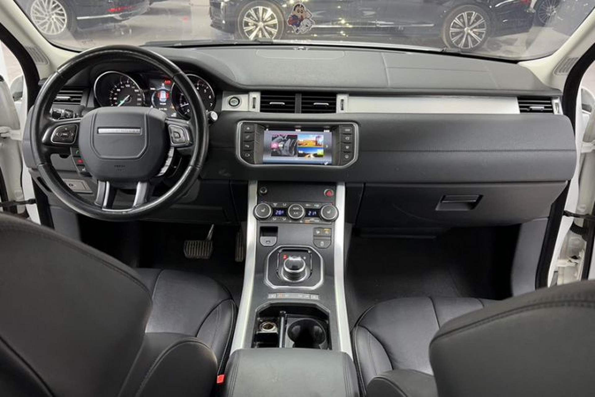 Used Land Rover Range Evoque 2017 2.0T SE Smart Glow Edition Interior 1