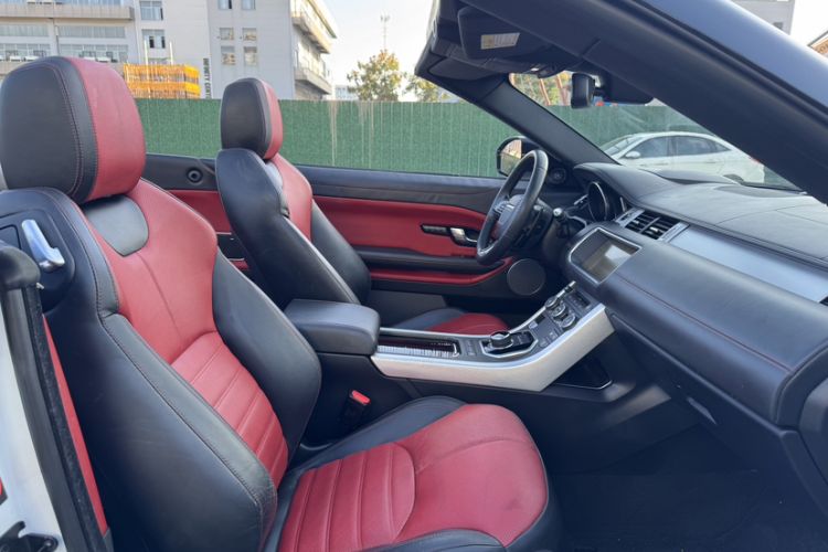 Used Land Rover Range Evoque 2017 2.0T Convertible Edition Interior 2