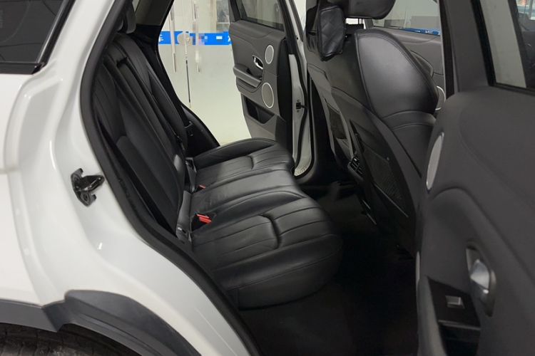 Used Land Rover Range Evoque 2017 2.0T SE Smart Glow Edition Interior 5