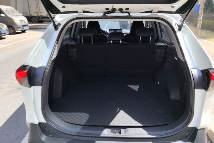 Used Land Rover Range Evoque 2017 2.0T PURE Style Edition Interior 8