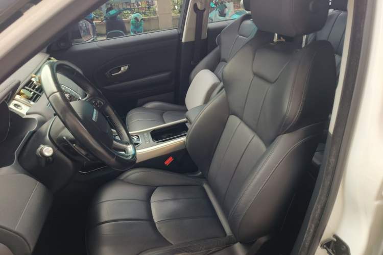 Used Land Rover Range Evoque 2017 2.0T PURE Style Edition Left Front Seat