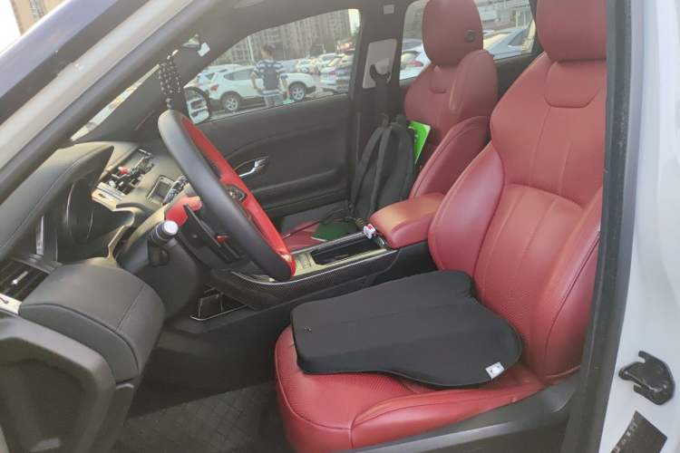 Used Land Rover Range Evoque 2017 2.0T SE Smart Glow Edition Left Front Seat
