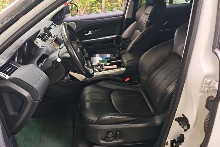 Used Land Rover Range Evoque 2017 2.0T SE PLUS Smart Enjoyment Edition Left Front Seat