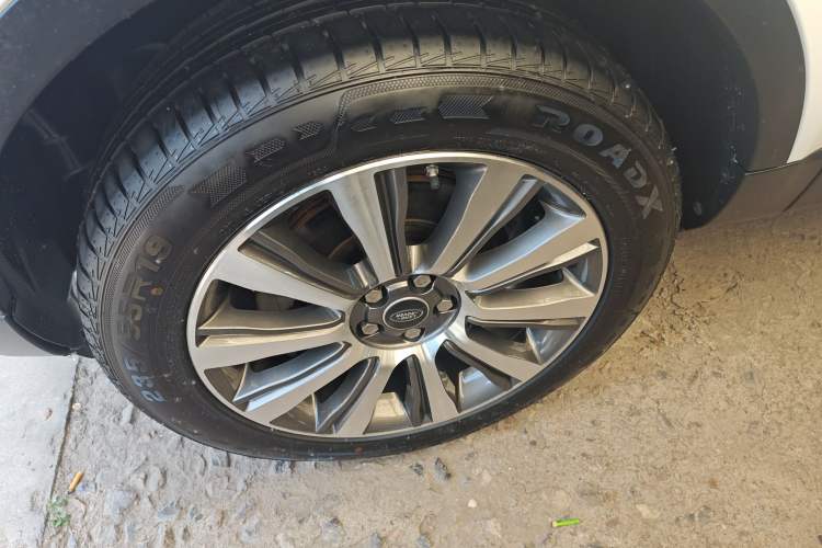 Used Land Rover Range Evoque 2017 2.0T British-Style Prestige Edition Left Front Wheel Hub