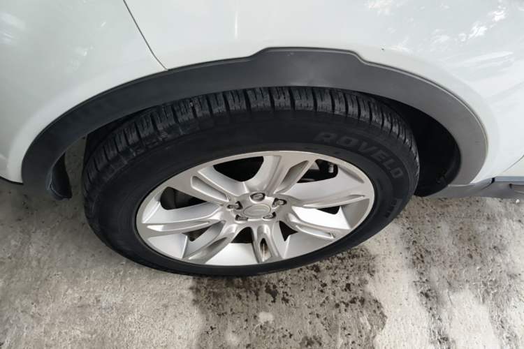 Used Land Rover Range Evoque 2017 2.0T SE PLUS Smart Enjoyment Edition Left Front Wheel Hub
