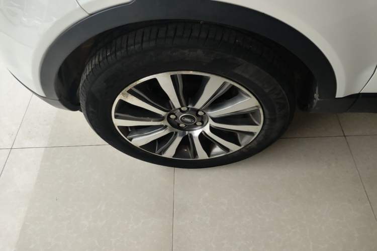 Used Land Rover Range Evoque 2017 2.0T British-Style Prestige Edition Left Front Wheel Hub