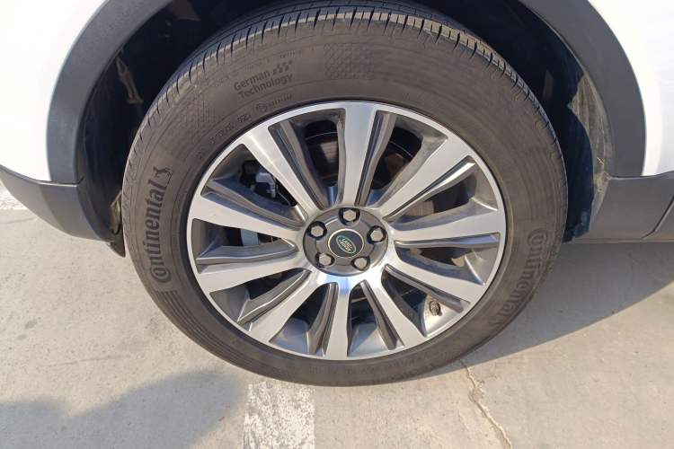 Used Land Rover Range Evoque 2017 2.0T SE Smart Glow Edition Left Front Wheel Hub