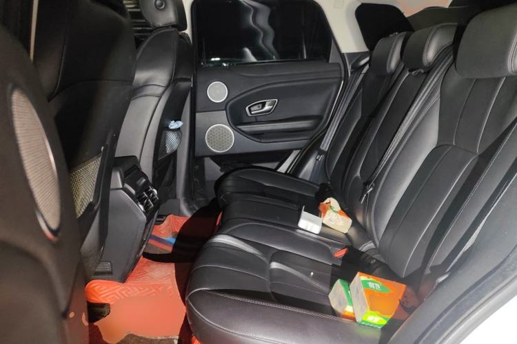 Used Land Rover Range Evoque 2017 2.0T SE Smart Glow Edition Left Rear Seat