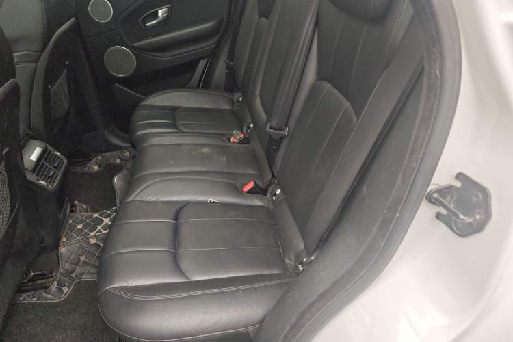 Used Land Rover Range Evoque 2017 2.0T PURE Style Edition Left Rear Seat