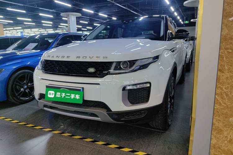 Used Land Rover Range Evoque 2017 2.0T SE Smart Glow Edition Guazi used car, China used car export, Used car for sale, Used  cars, Cheapest cars for sale