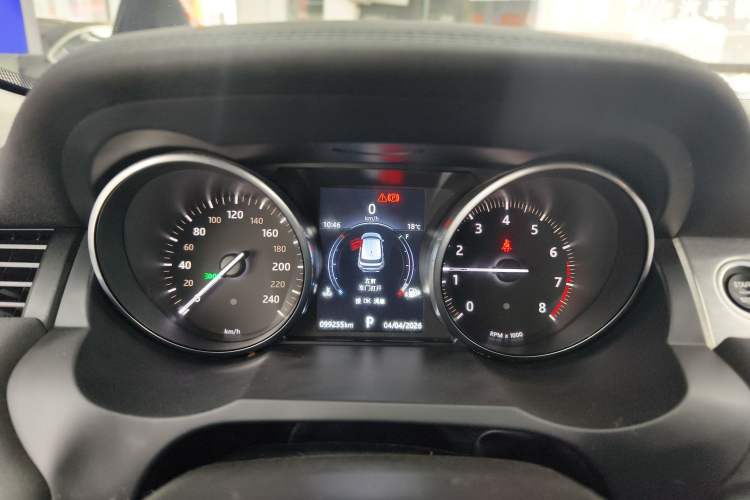 Used Land Rover Range Evoque 2017 2.0T SE Smart Glow Edition Odometer Close Up