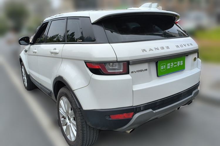 Used Land Rover Range Evoque 2017 2.0T SE Smart Glow Edition Rear Left 45 Deg