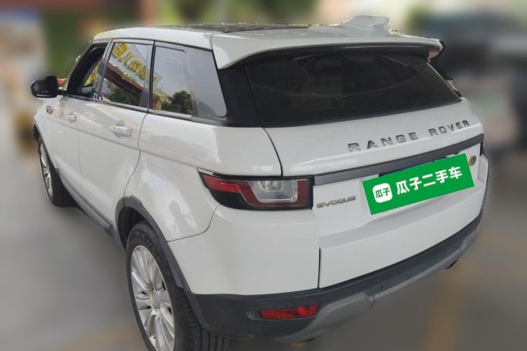 Used Land Rover Range Evoque 2017 2.0T SE Smart Glow Edition Rear Left 45 Deg