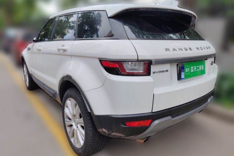 Used Land Rover Range Evoque 2017 2.0T SE Smart Glow Edition Rear Left 45 Deg