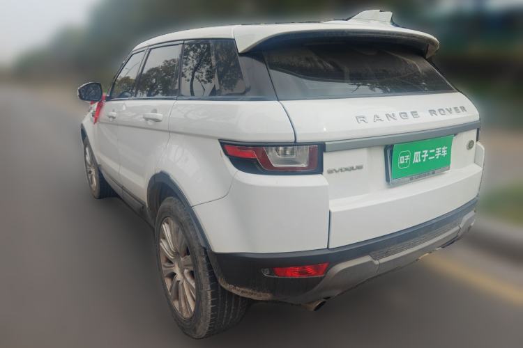 Used Land Rover Range Evoque 2017 2.0T SE Smart Glow Edition Rear Left 45 Deg