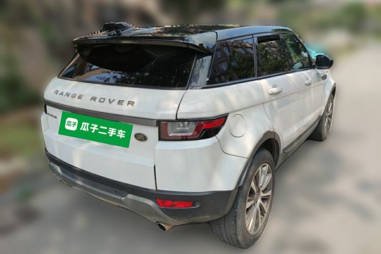 Used Land Rover Range Evoque 2017 2.0T British-Style Prestige Edition Rear Right 45 Deg