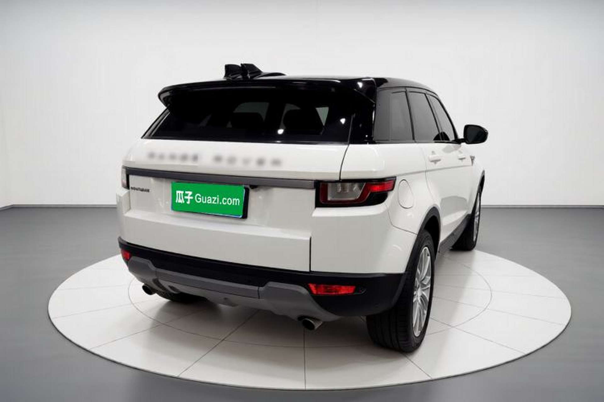 Used Land Rover Range Evoque 2017 2.0T SE Smart Glow Edition Rear Right 45 Deg