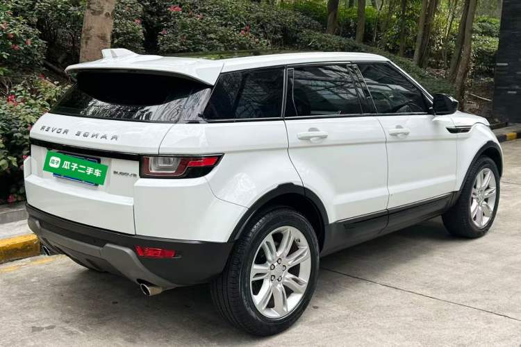 Used Land Rover Range Evoque 2017 2.0T SE PLUS Smart Enjoyment Edition Rear Right 45 Deg