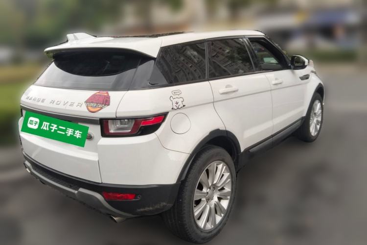 Used Land Rover Range Evoque 2017 2.0T SE Smart Glow Edition Rear Right 45 Deg