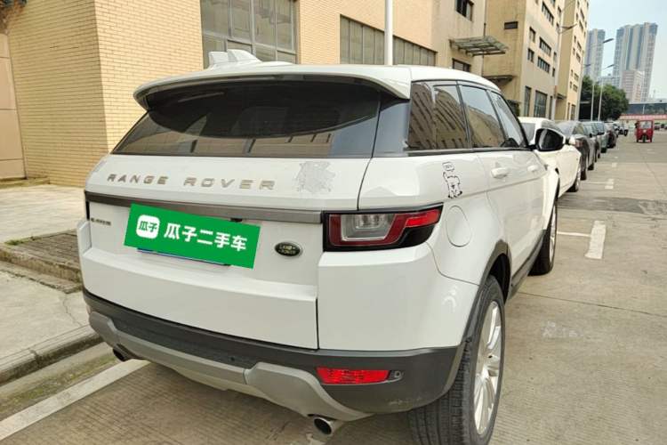 Used Land Rover Range Evoque 2017 2.0T SE Smart Glow Edition Rear Right 45 Deg