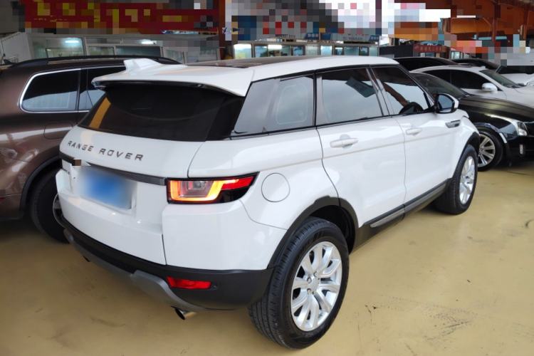 Used Land Rover Range Evoque 2017 2.0T PURE Style Edition Rear Right 45 Deg
