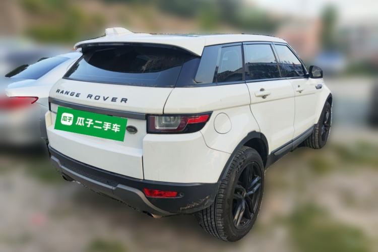 Used Land Rover Range Evoque 2017 2.0T SE Smart Glow Edition Rear Right 45 Deg