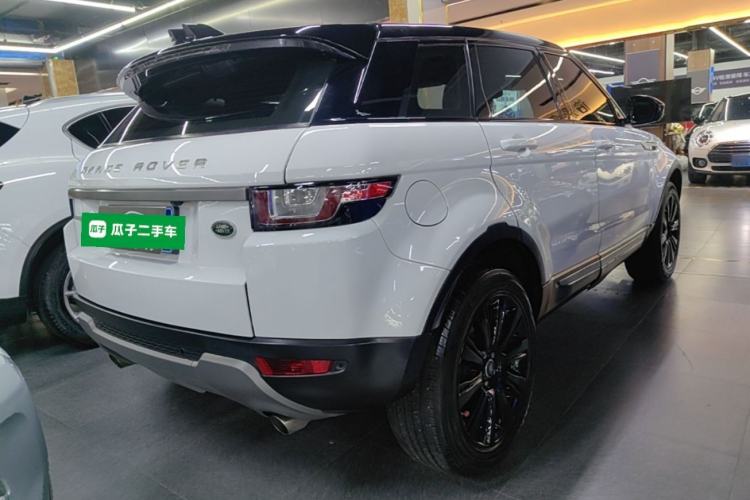 Used Land Rover Range Evoque 2017 2.0T SE Smart Glow Edition Rear Right 45 Deg