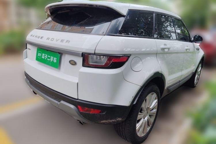 Used Land Rover Range Evoque 2017 2.0T SE Smart Glow Edition Rear Right 45 Deg