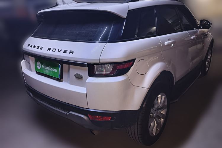 Used Land Rover Range Evoque 2017 2.0T PURE Style Edition Rear Right 45 Deg
