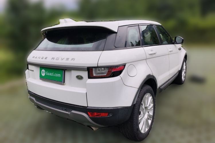 Used Land Rover Range Evoque 2017 2.0T SE Smart Glow Edition Rear Right 45 Deg