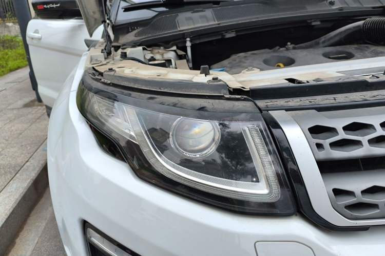 Used Land Rover Range Evoque 2017 2.0T SE Smart Glow Edition Right Front Headlight