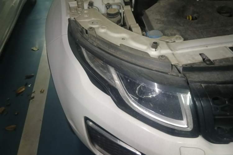 Used Land Rover Range Evoque 2017 2.0T British-Style Prestige Edition Right Front Headlight
