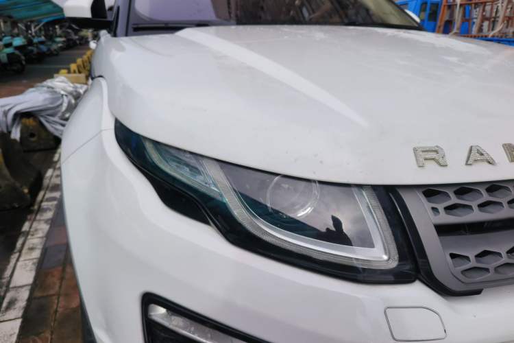 Used Land Rover Range Evoque 2017 2.0T PURE Style Edition Right Front Headlight