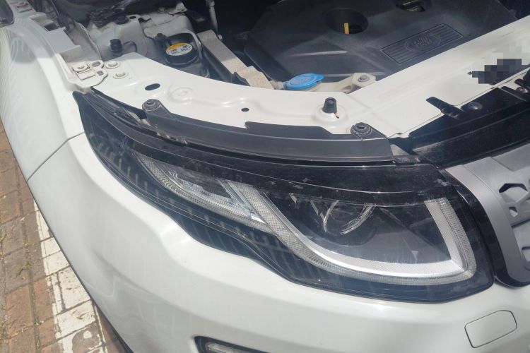 Used Land Rover Range Evoque 2017 2.0T PURE Style Edition Right Front Headlight